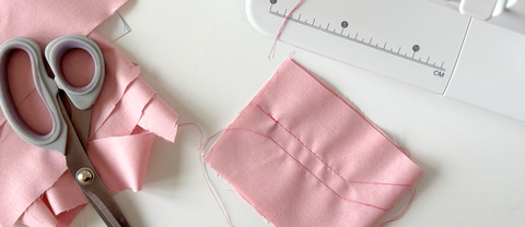 Jakie są najczęstsze błędy początkujących przy maszynie do szycia i jak ich uniknąć?