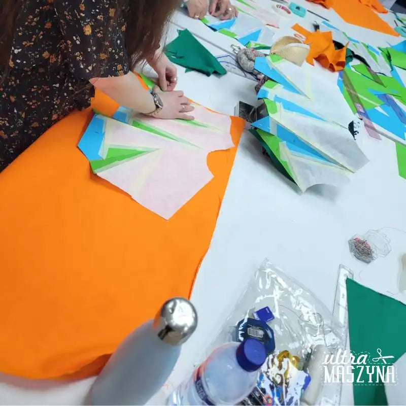 Konstrukcja i modelowanie przestrzenne z Shingo Sato: origami techniques