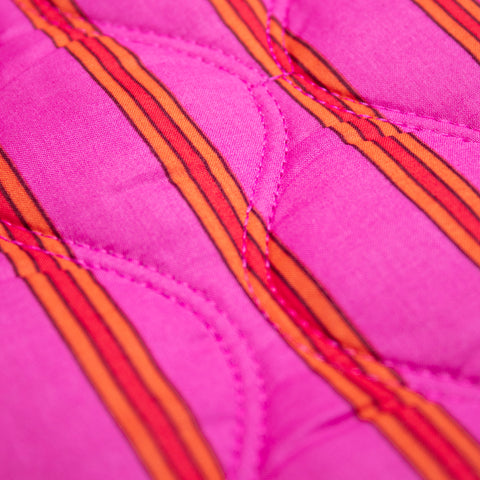 Tkanina pikowana dwustronna kwiaty i paski na różu