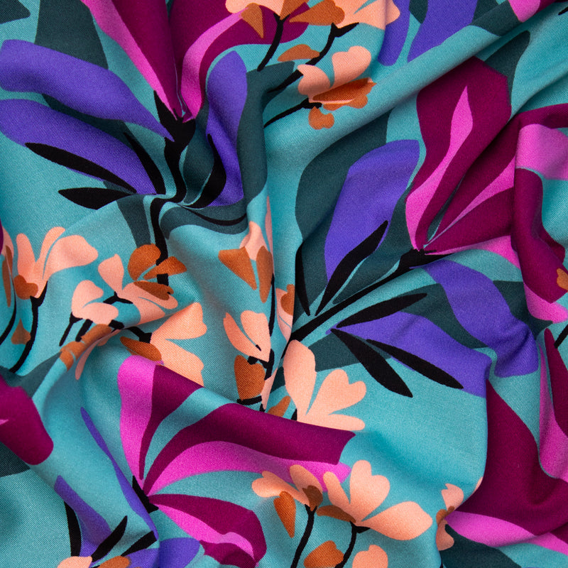 Wiskoza elastyczna wiosenny ogród na morskim lazurowym