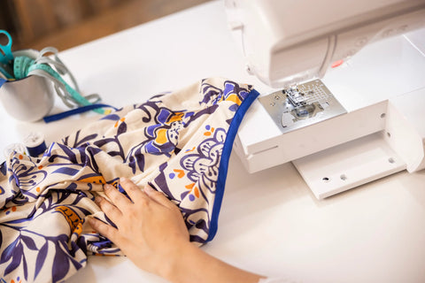 Maszyna do szycia Brother Inventio NV1045SE