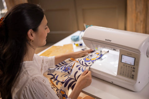 Maszyna do szycia Brother Inventio NV1045SE