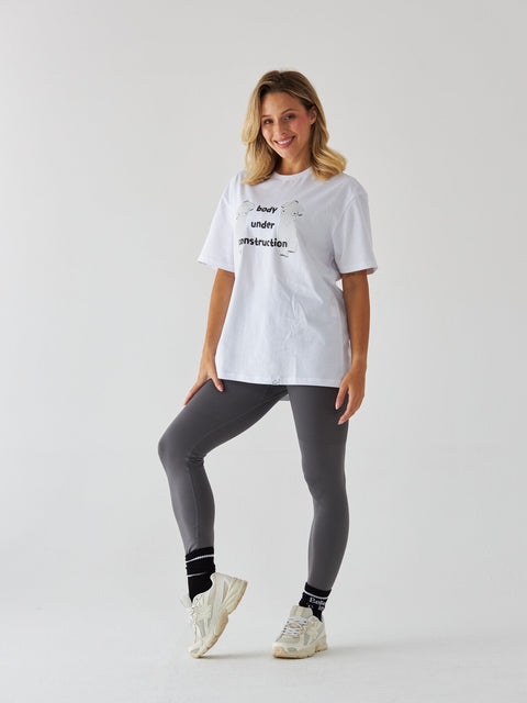Biały T-shirt Damski - Body Under Construction