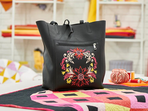 Maszyno-hafciarka Bernina B790 PRO