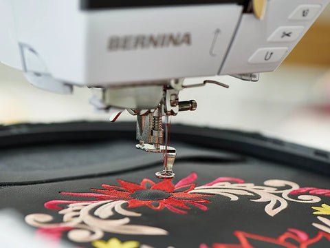 Maszyno-hafciarka Bernina B790 PRO