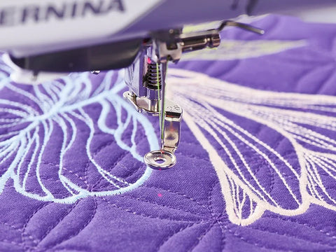 Maszyno-hafciarka Bernina B990