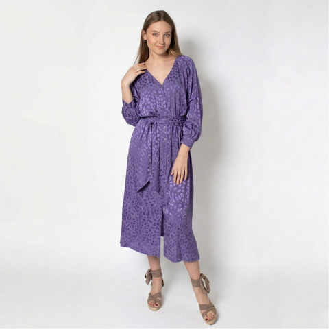 Tkanina wiskozowa żakardowa z połyskiem w cętki lawendowa