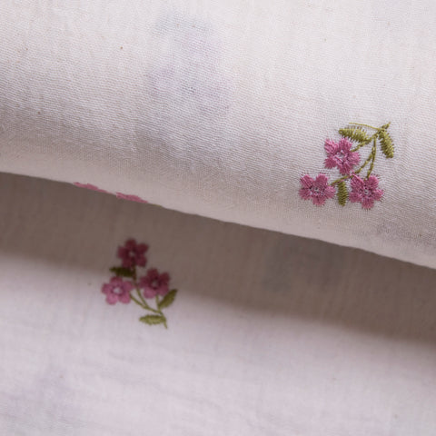 Muślin bawełniany haftowane kwiaty złamanej bieli